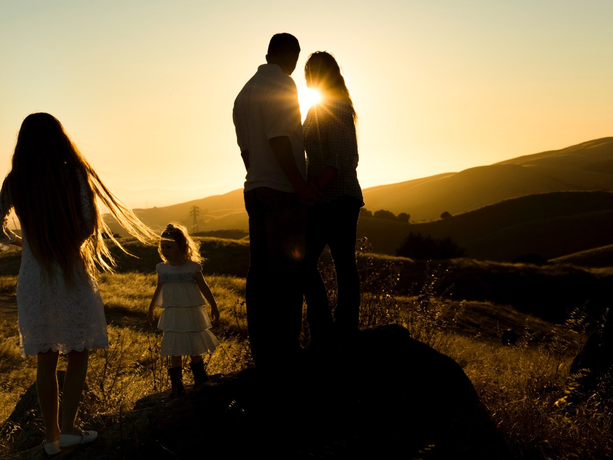 Ag tógáil do pháistí le Gaeilge | Raising Children with Irish